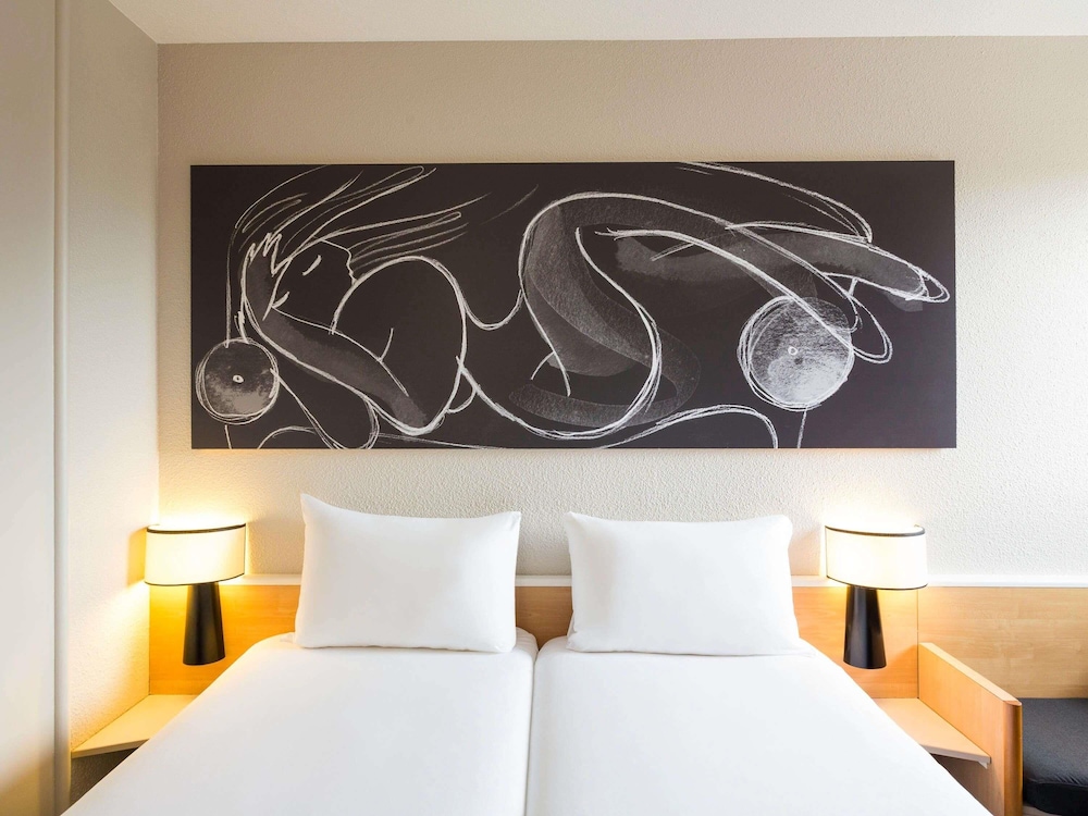 Ibis Bordeaux Pessac 20/70