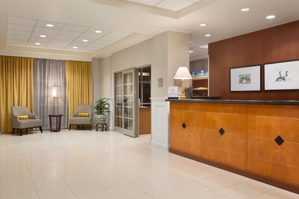 Embassy Suites by Hilton Newark Wilmington South 10/50