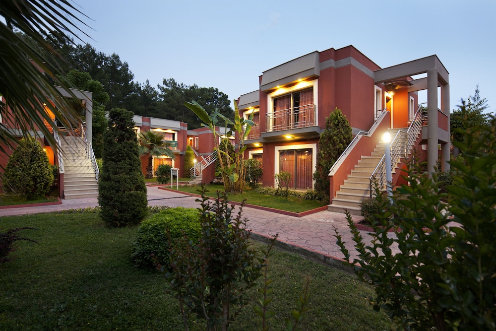 Movenpick Resort Antalya Tekirova in KEMER