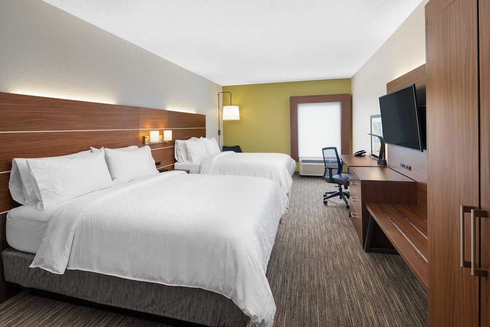 Holiday Inn Express Statesboro 14/42