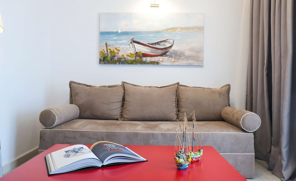 Acrotel Athena Villas 32/50