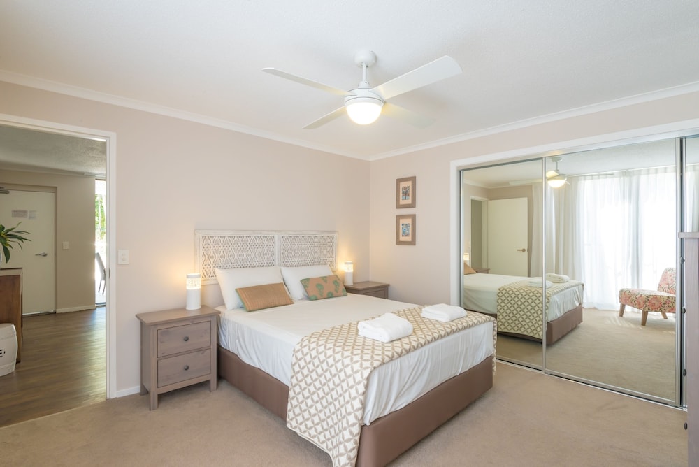 MUNNA BEACH APARTMENTS 26/66