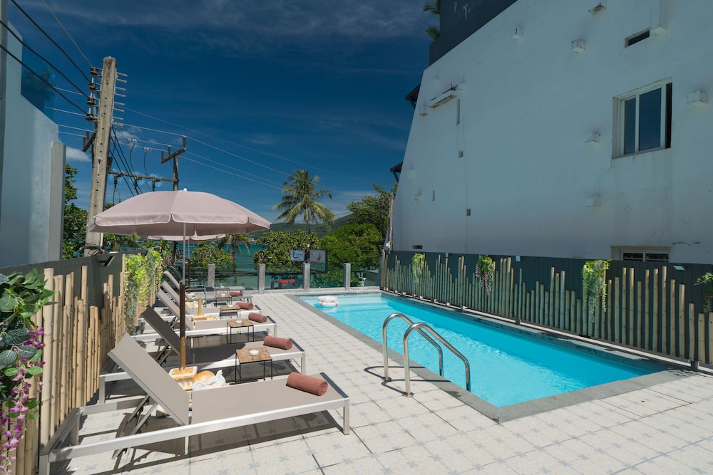 Destinaation Patong Boutique By The Sea 48/55