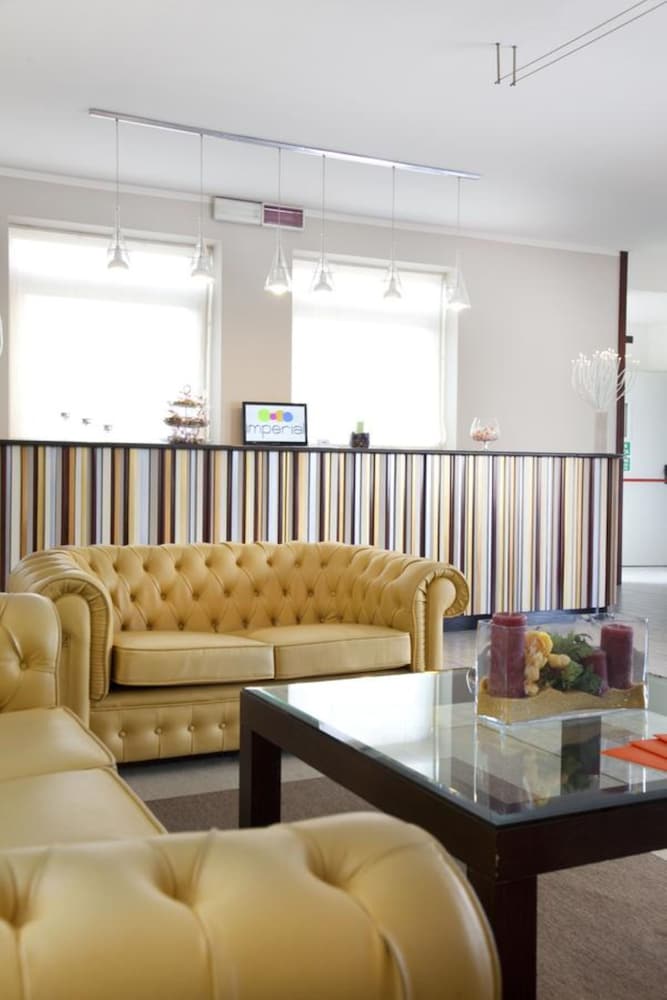 Bleis Hotel 24/50