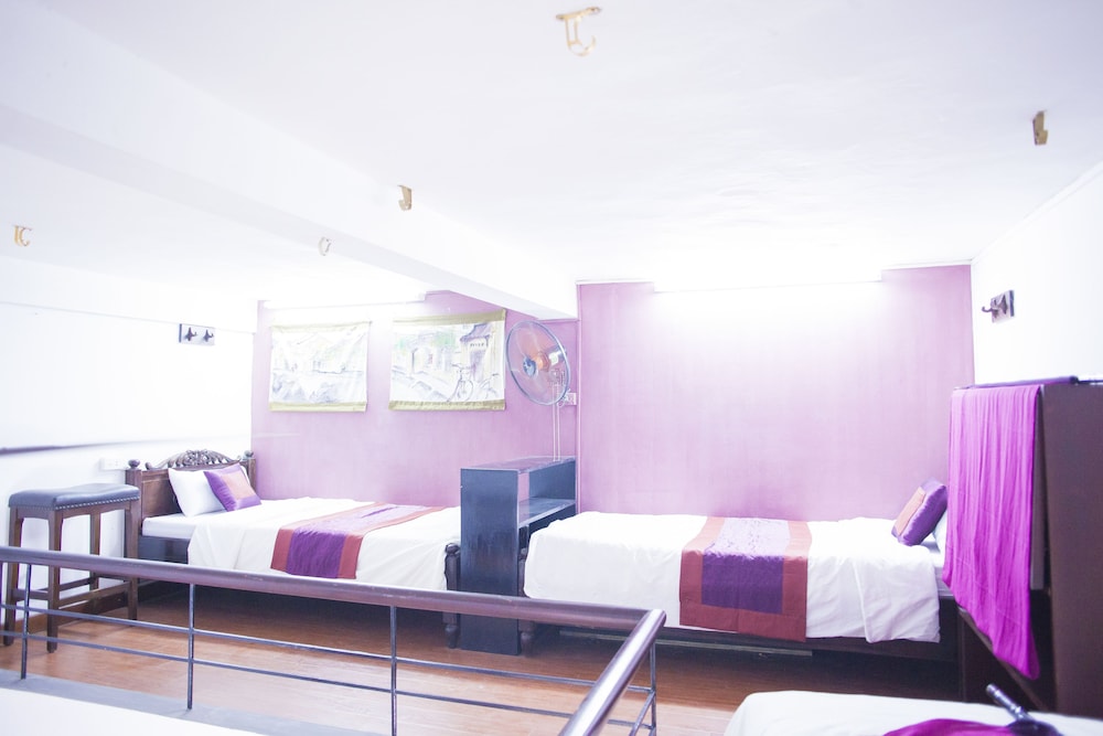 Nq Vintage House 9/41
