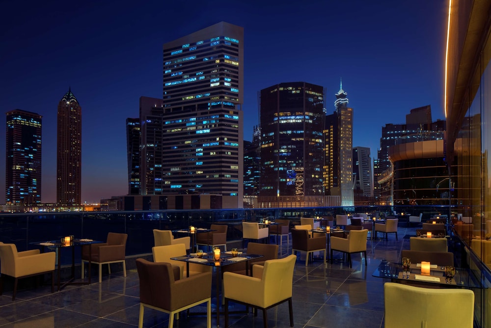 Radisson Blu Hotel Dubai Waterfront 71/78