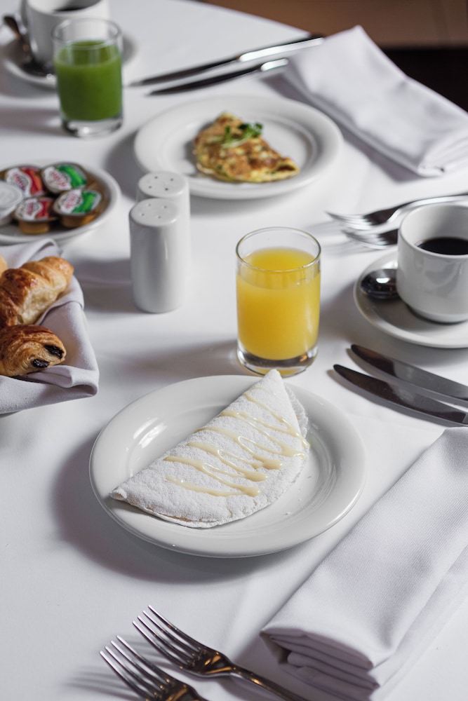 Bourbon Curitiba Hotel & Suites 38/50