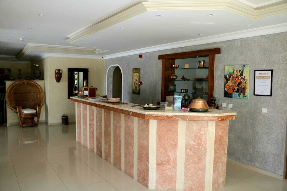 Celay Hotel 5/38
