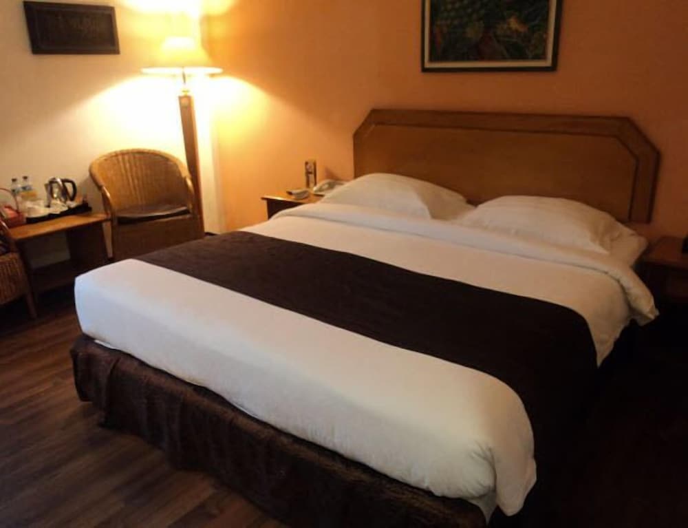 Narita Hotel Tulungagung 11/35