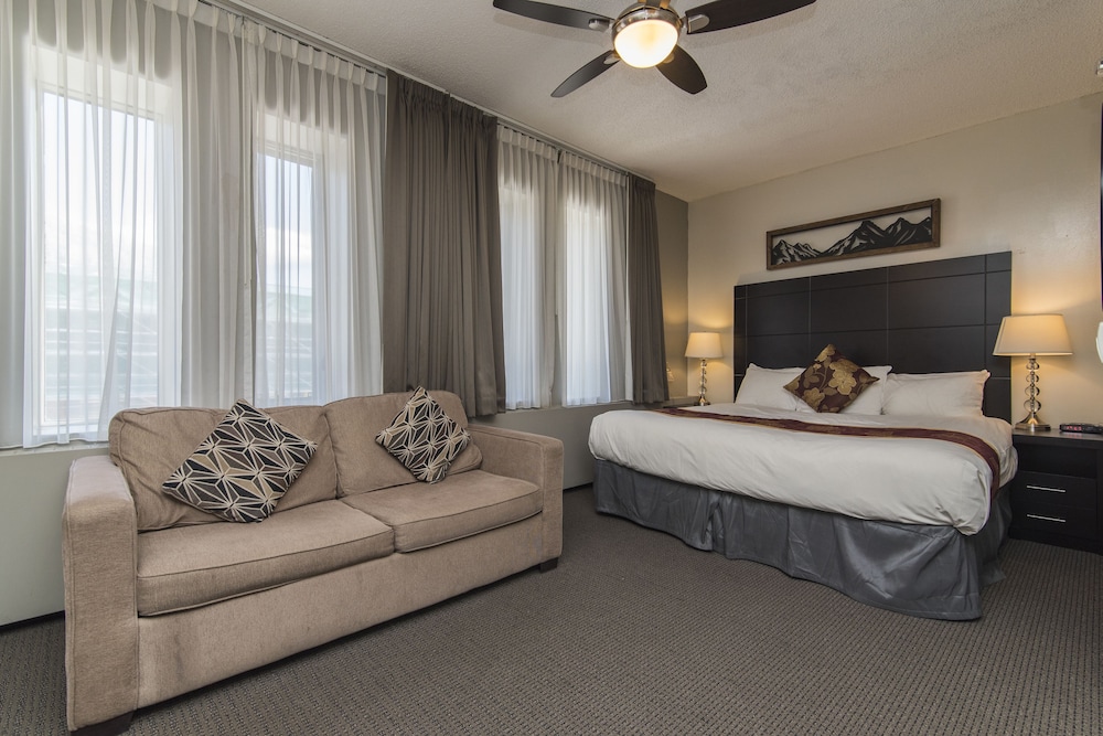King Edward Hotel 27/55