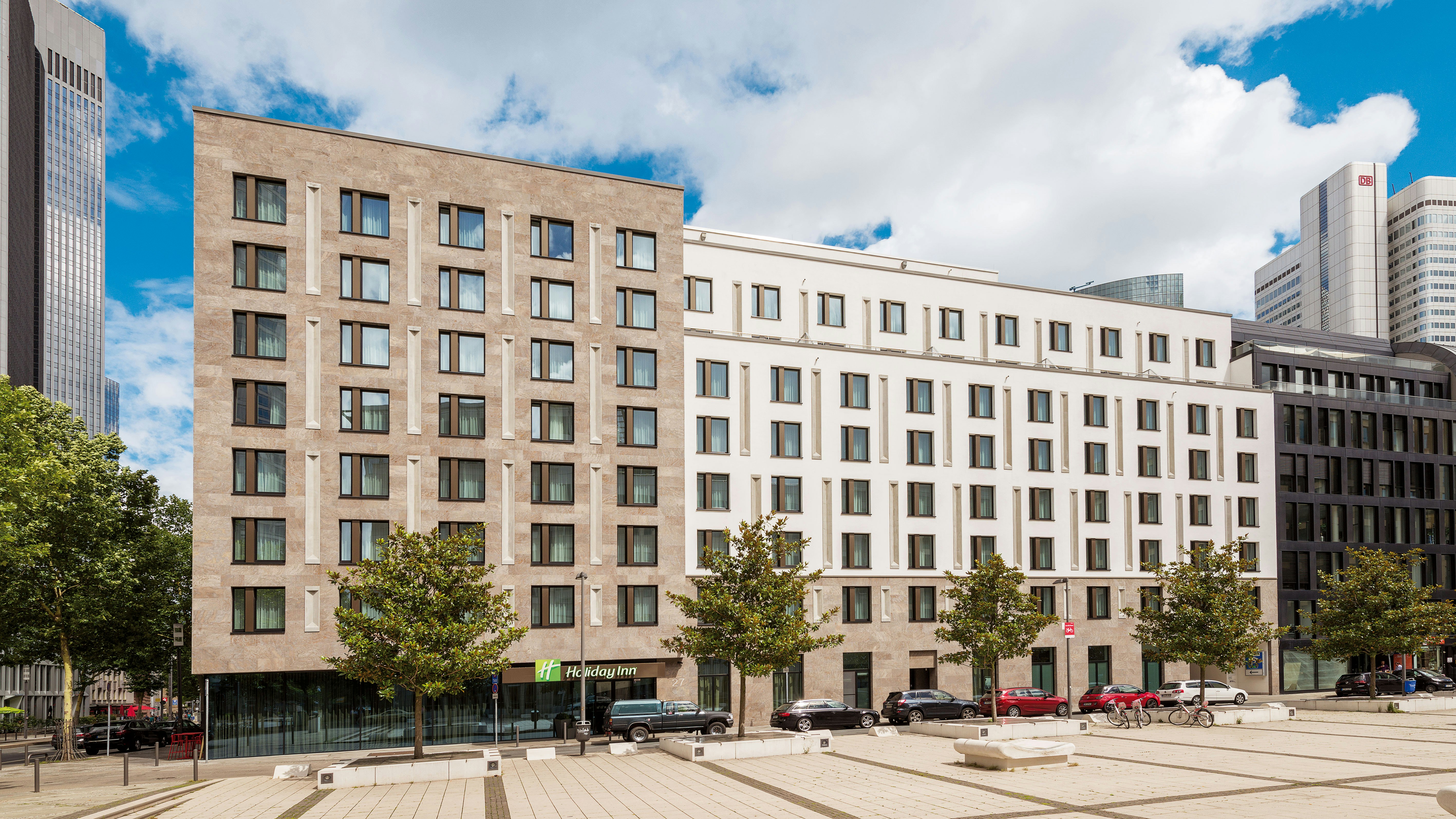 HOLIDAY INN FRANKFURT ALTE OPER 74/75