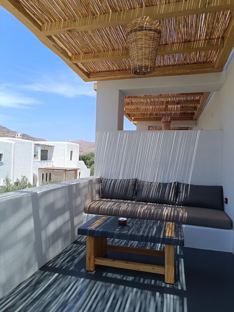 Yialos Ios Hotel 11/64