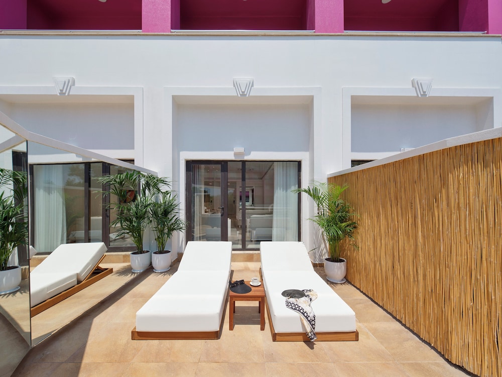 Fashiontv Luxe Resort Hotel