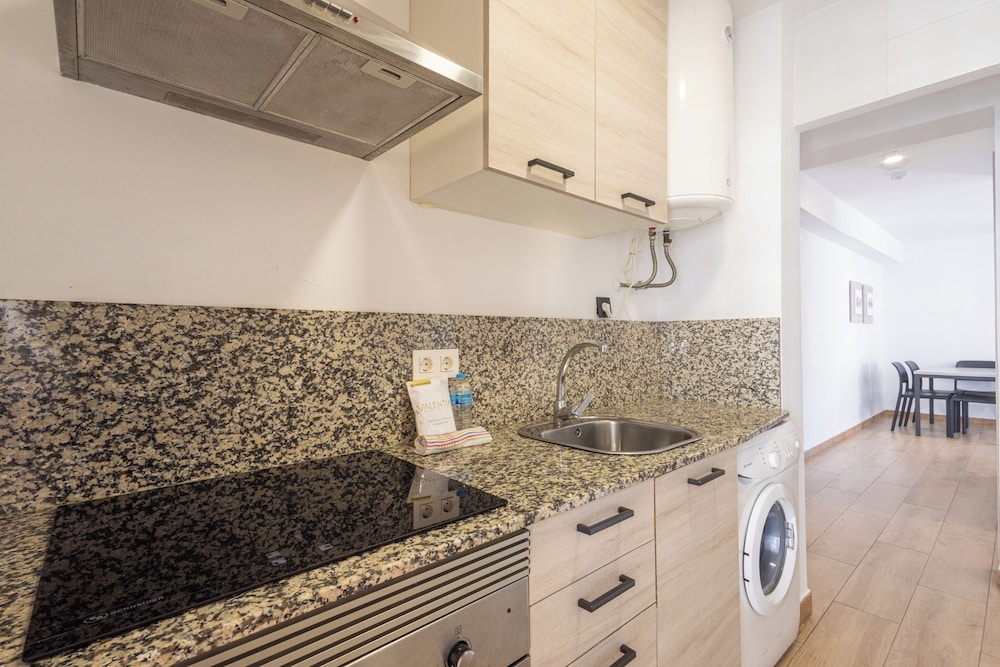 ODYSEA APARTAMENTOS 48/50