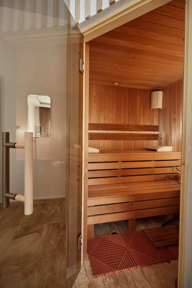 Lebada Luxury Resort & SPA 20/50