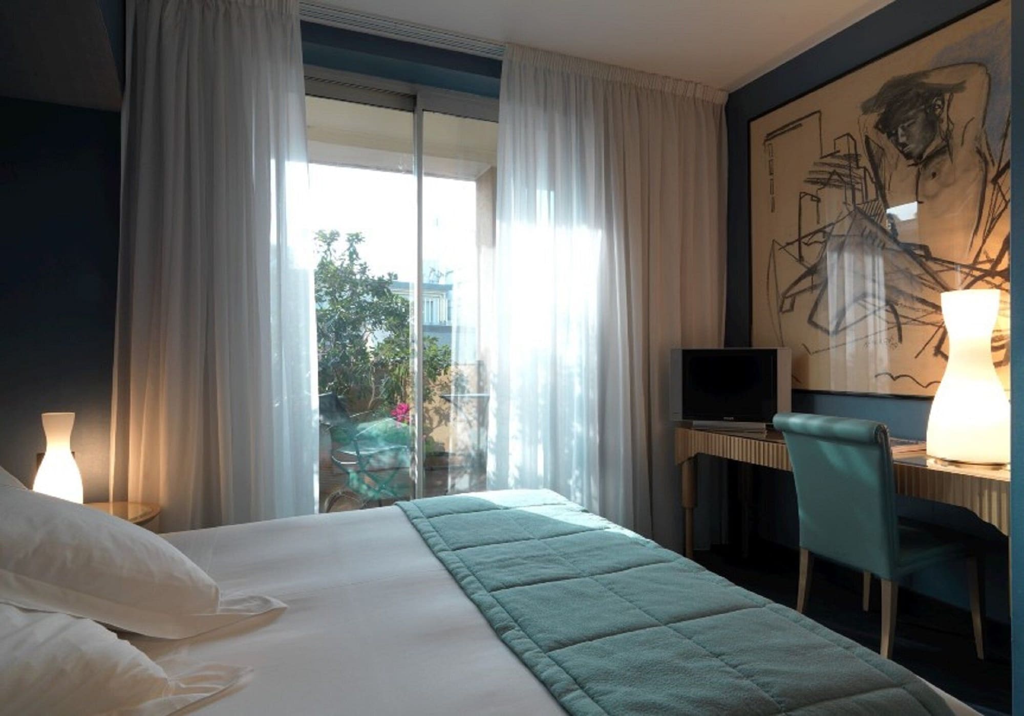 DELUXE, KING BED, TERRACE