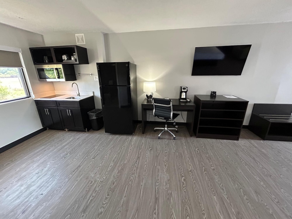 SureStay Studio by Best Western Rowland 27/41