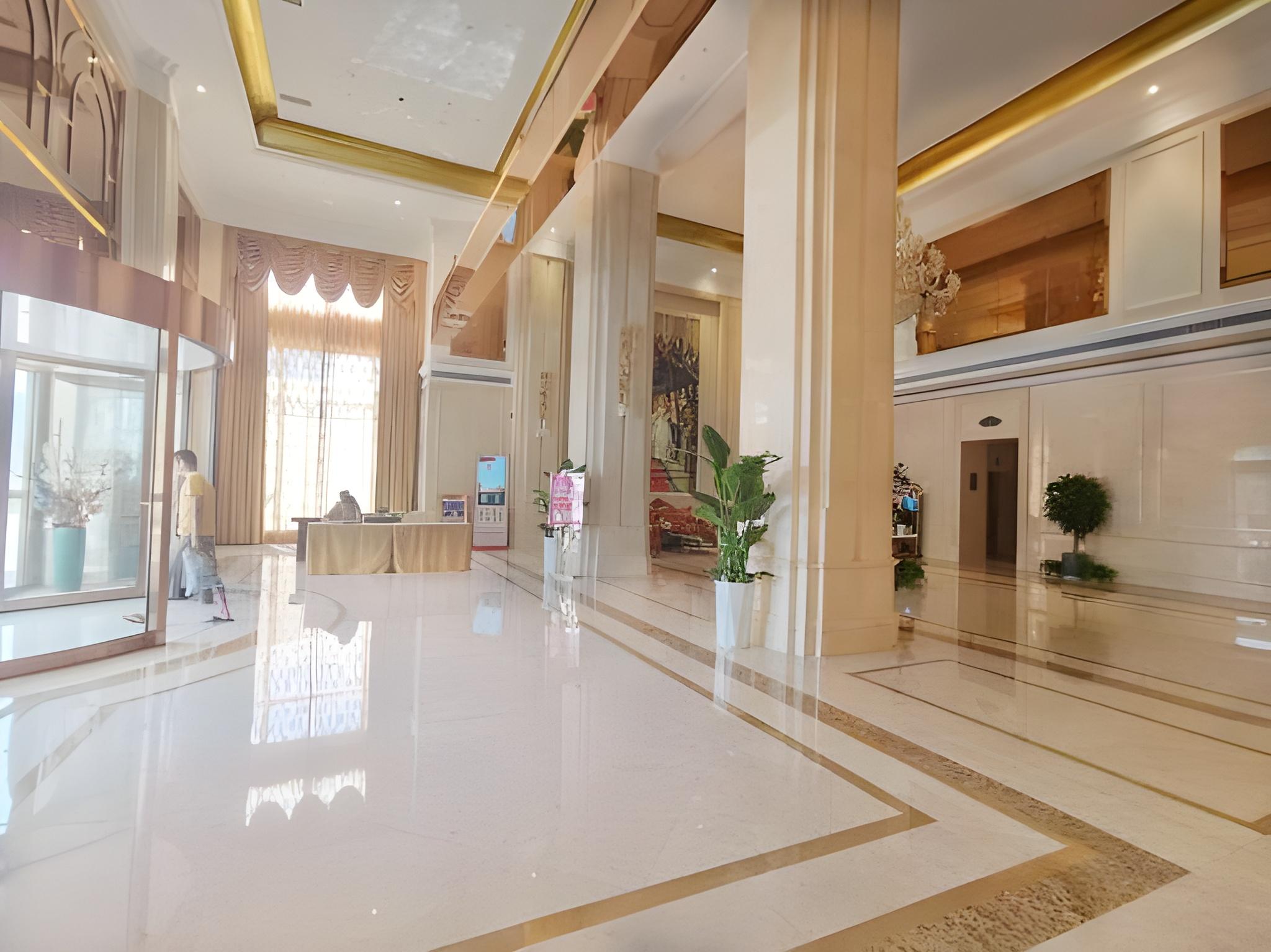 Vienna International Hotel (New Economic Development Zone store of Nanchang West Railway Station) 14/48