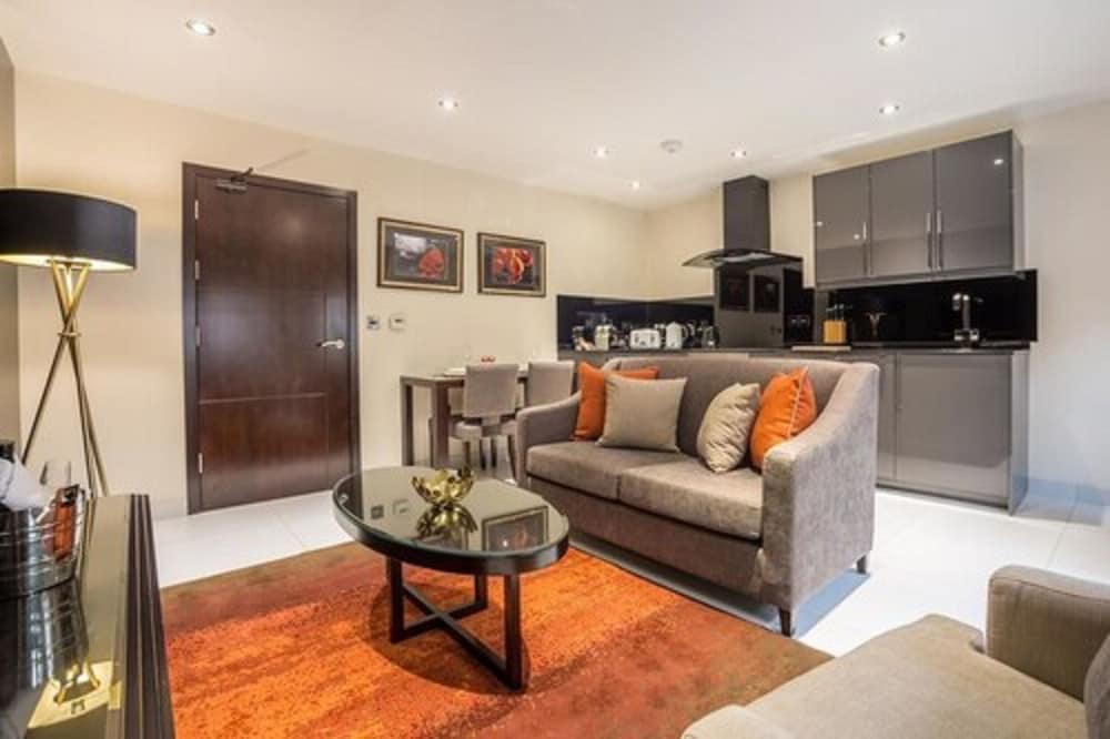 Mansio Suites The Headrow 12/20