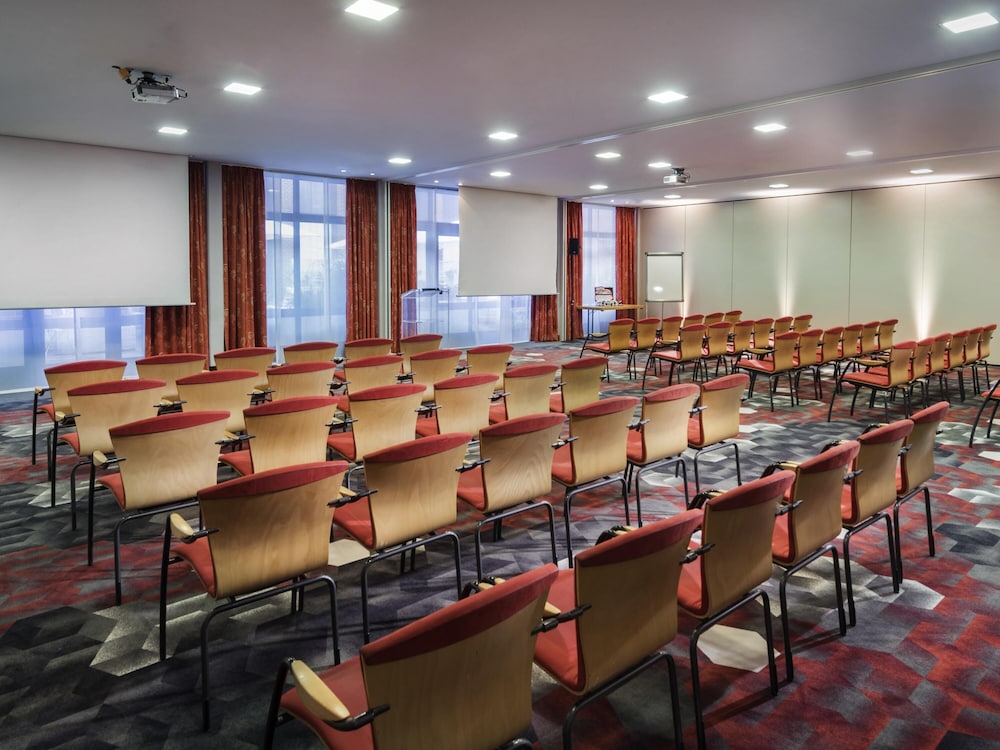Mercure Hotel Munich Neuperlach South 63/69