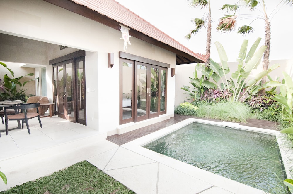 Villa Puspa 16/48