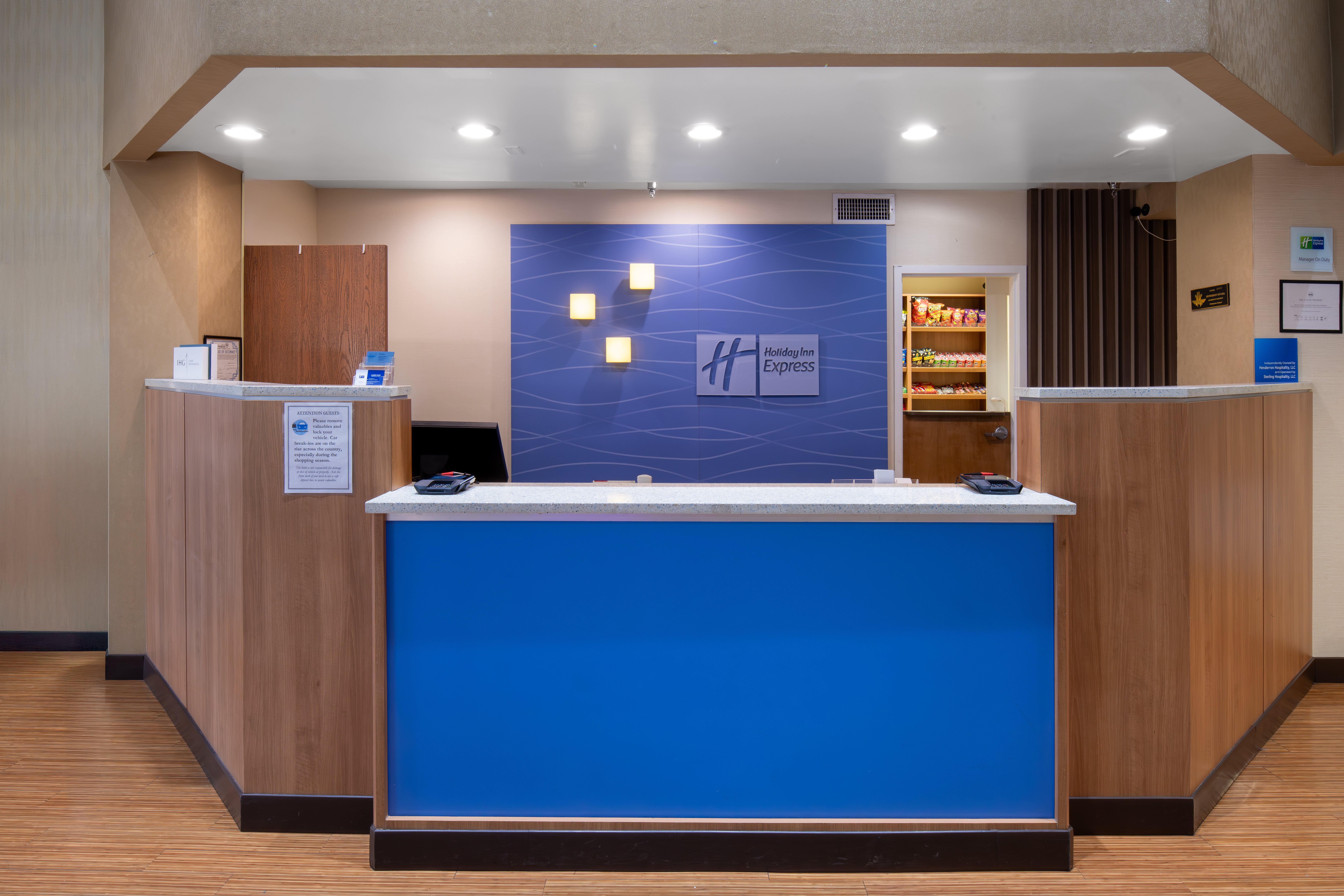 Holiday Inn Express Hotel & Suites Henderson 12/71