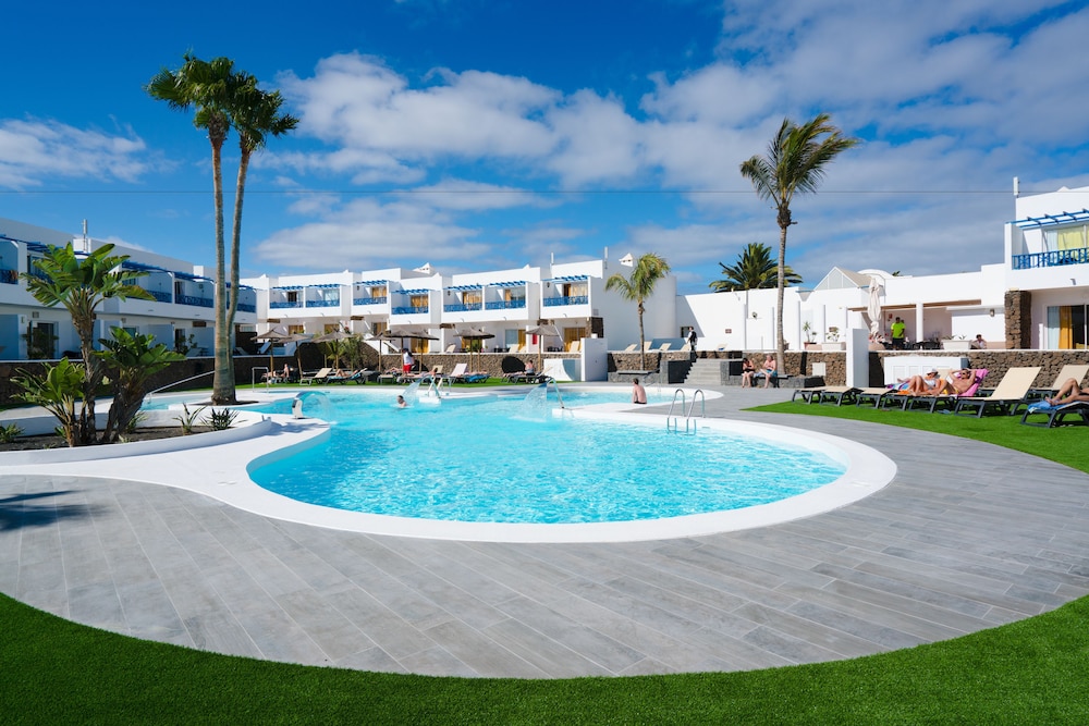 Hotel Siroco - Adults Only 10/70