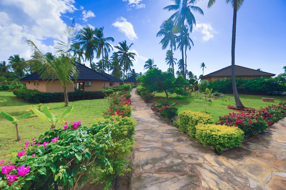 The Sands Beach Resort, Zanzibar 67/72