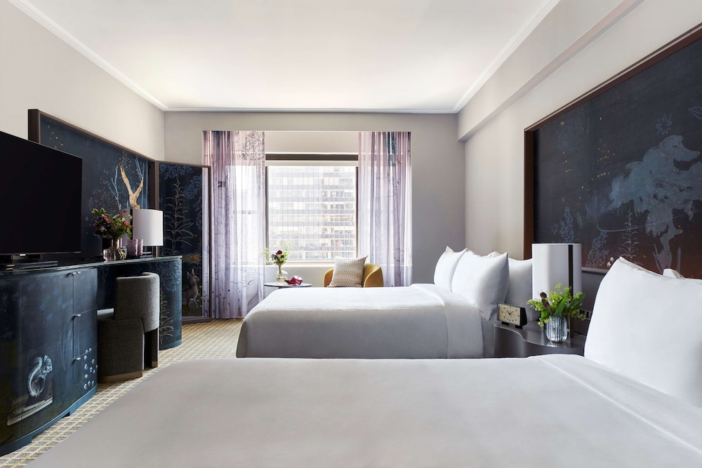 room, 2 queen beds, city view