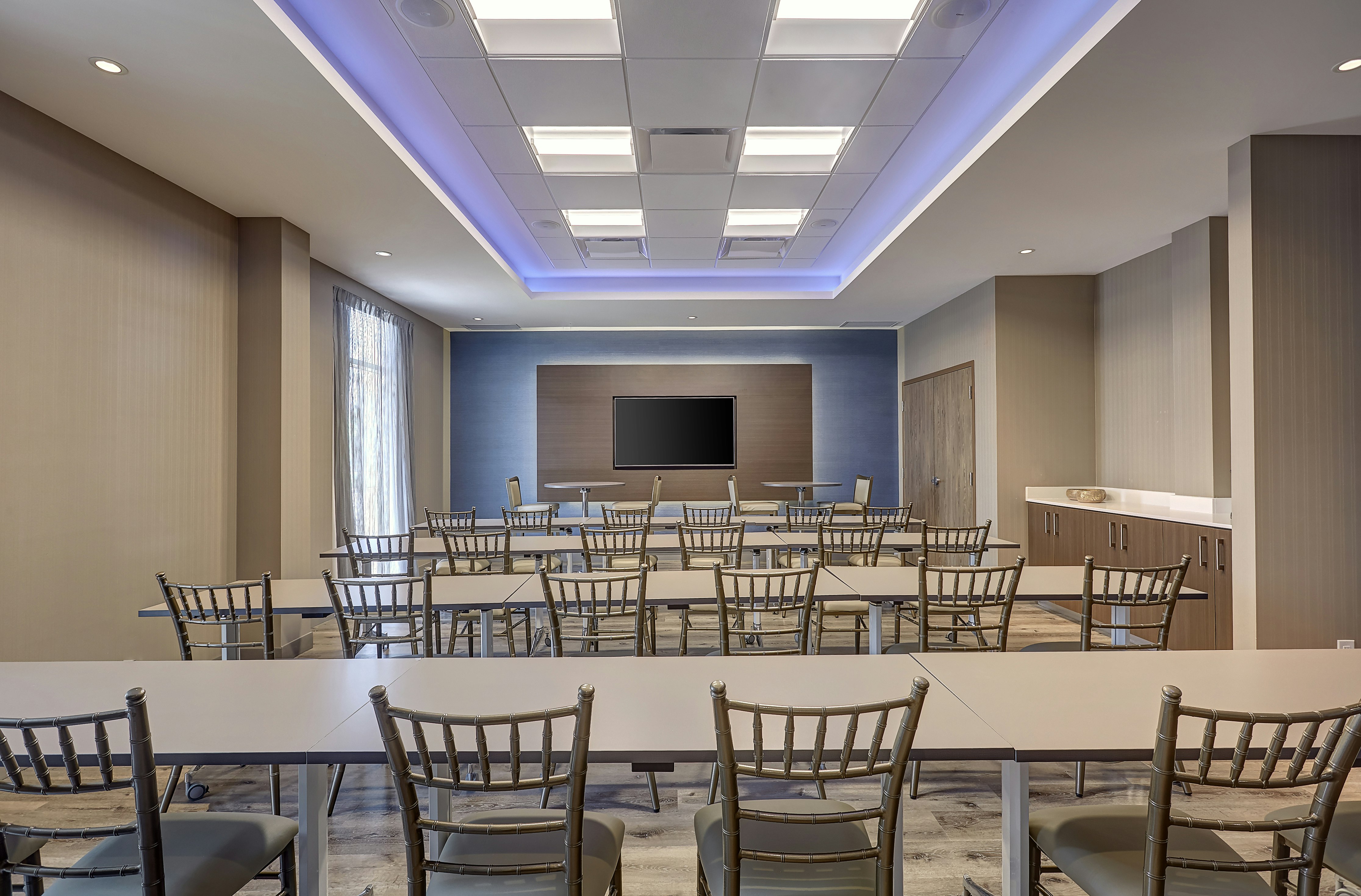 Home2 Suites By Hilton Toronto/Brampton On 64/74