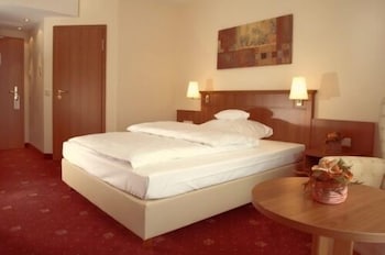 Waldhotel Nachtigall 9/38