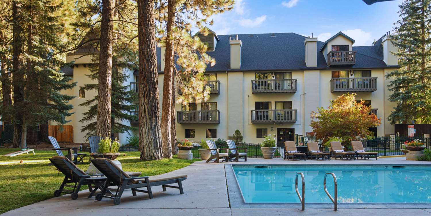 Chateau Big Bear Boutique Hotel, BW Signature Collection 52/55