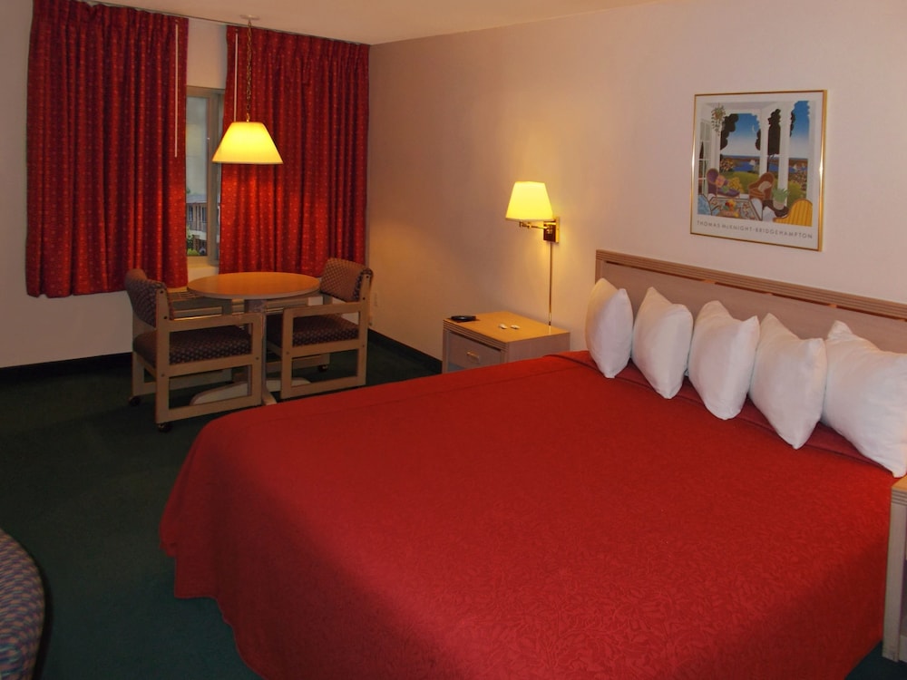 Cimarron Inn Klamath Falls 10/35