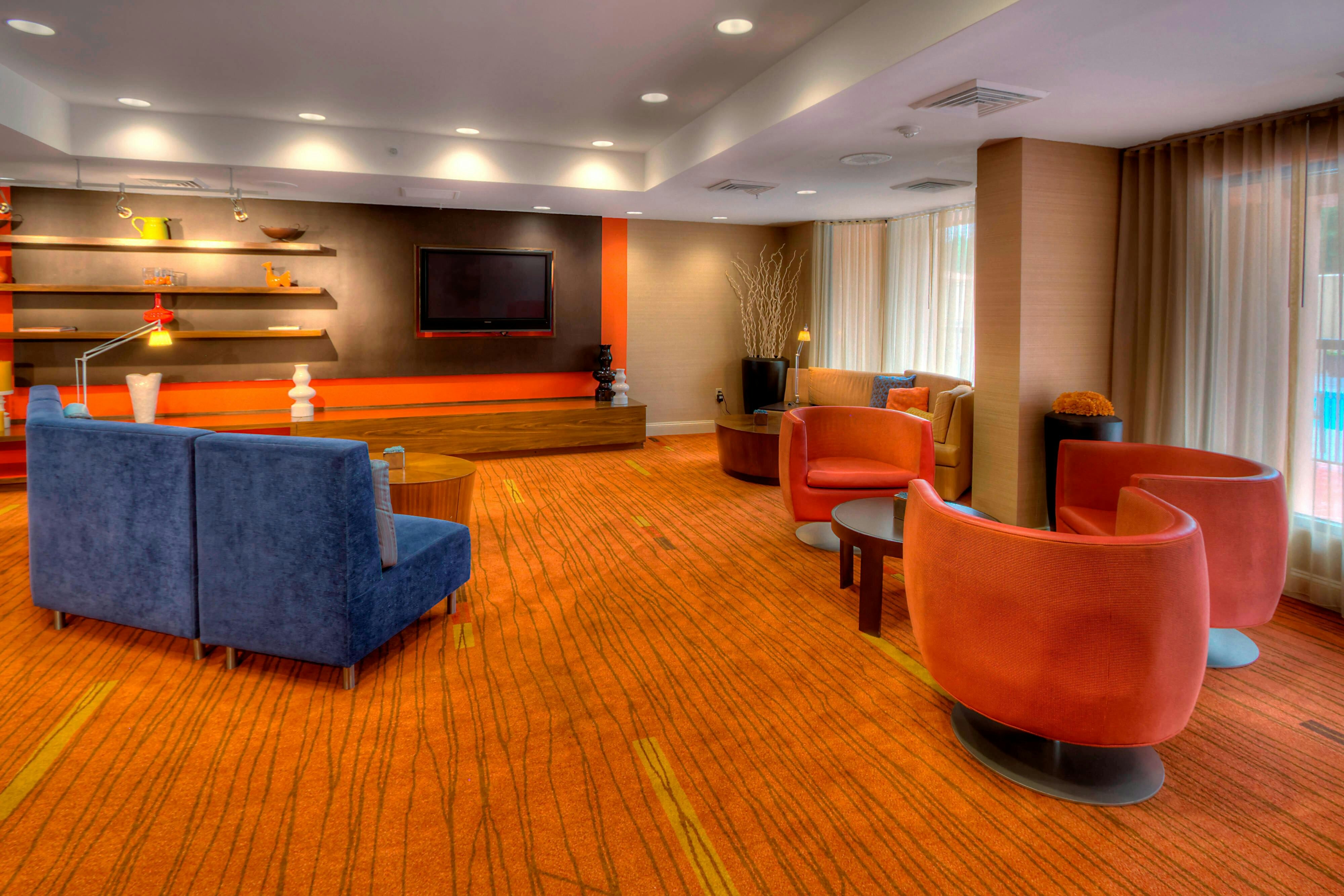 Courtyard by Marriott Burlington 10/19