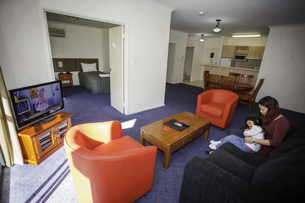Starwest Apartments Alderney On Hay 27/49