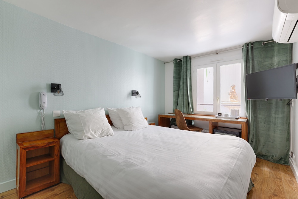 Hotel Leman Opera 17/49