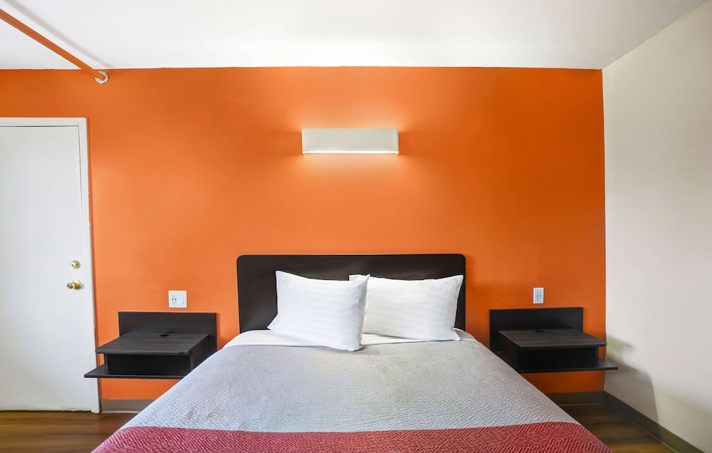 Motel6 Ilion, NY 14/25