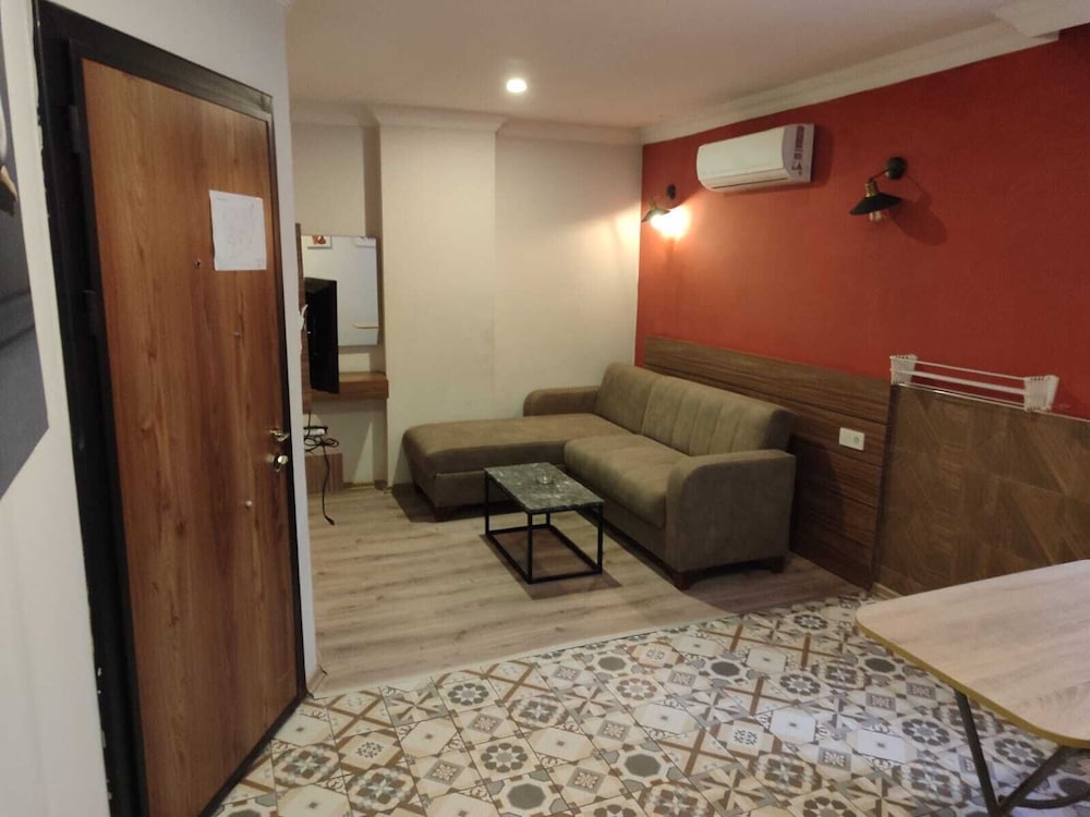 Terra Rossa Suites 33/44