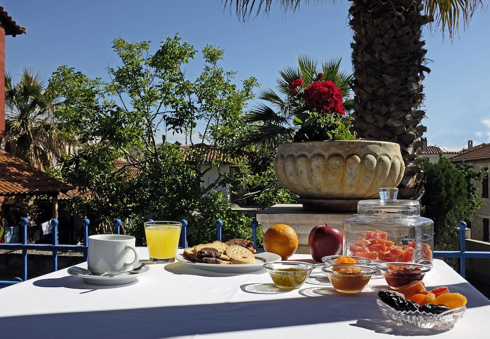 Stratos Hotel 27/32