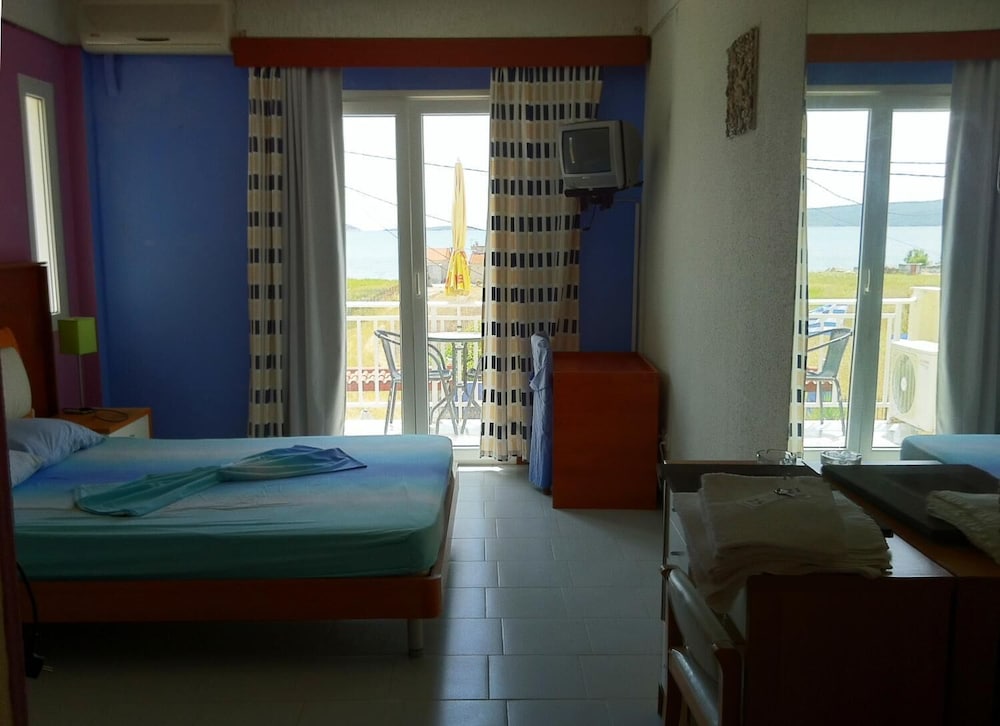 Oceanida Bay Hotel 19/51
