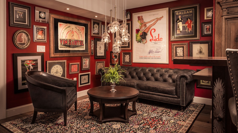 The Ivey's Hotel 44/68