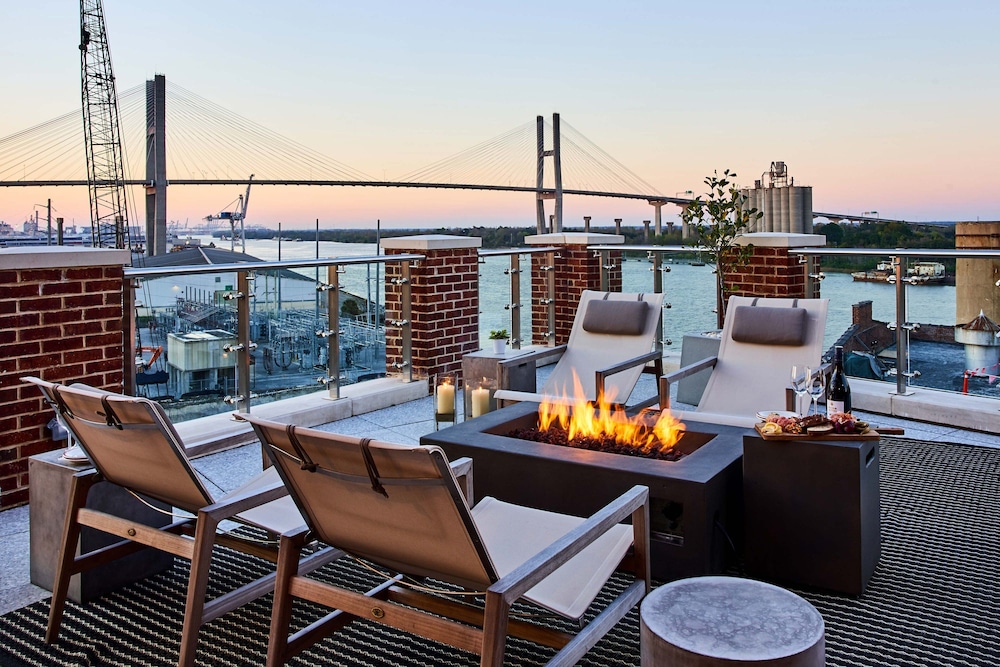 The Alida, Savannah, a Tribute Portfolio Hotel 82/84