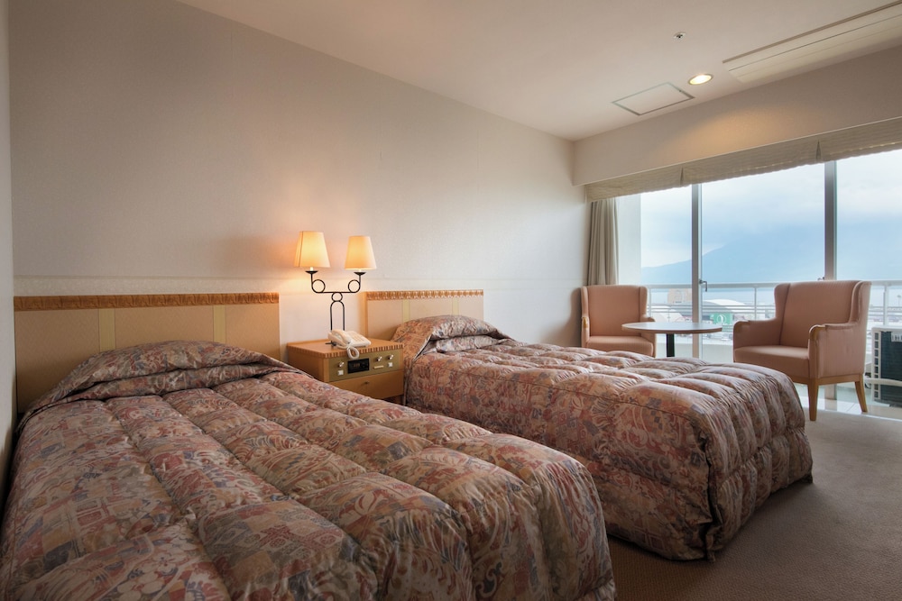غرفة بسريرين منفصلين في طابق مرتفع، Kagoshima Sun Royal 6/10