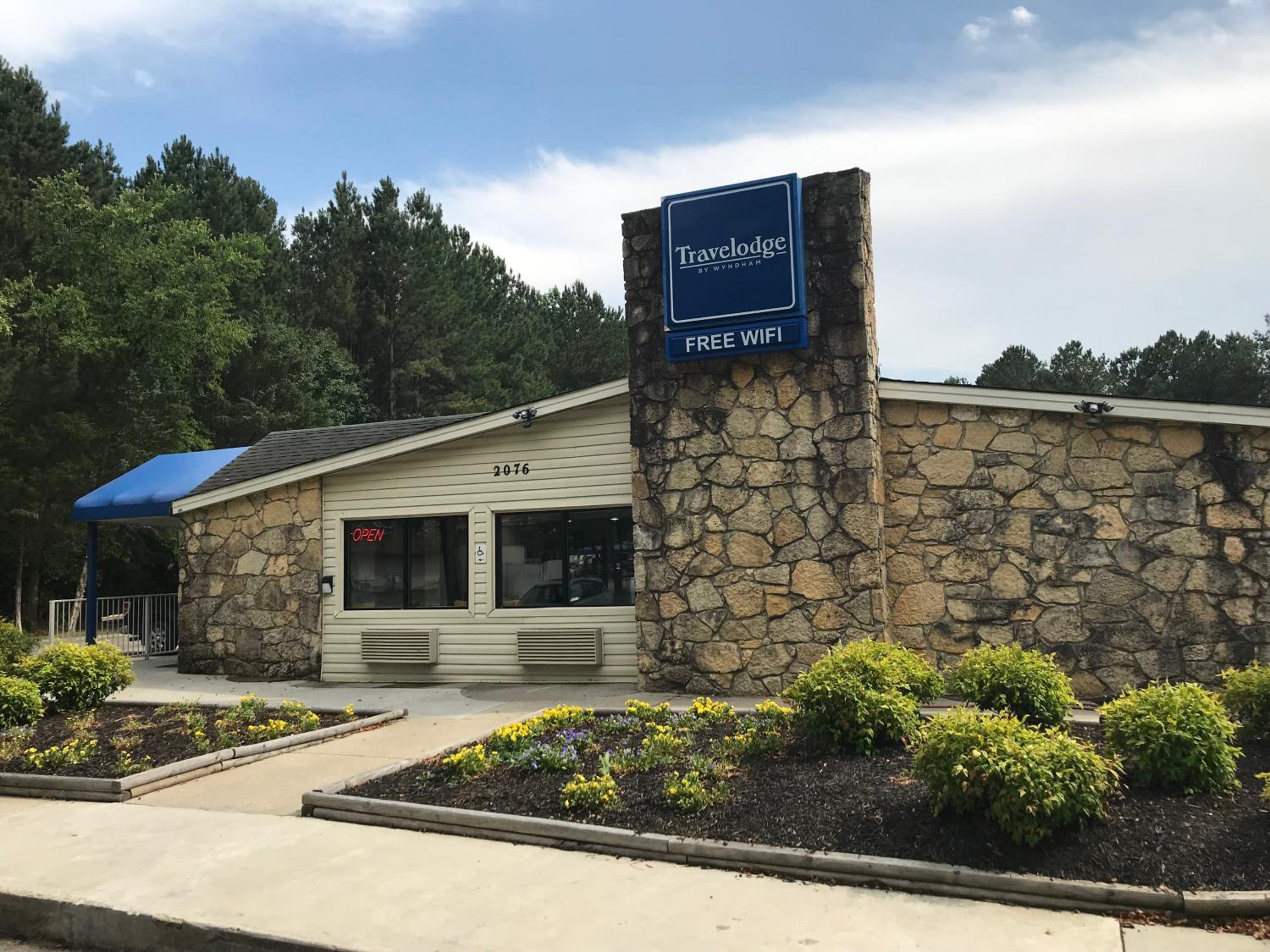 Travelodge by Wyndham Fayetteville 3/24