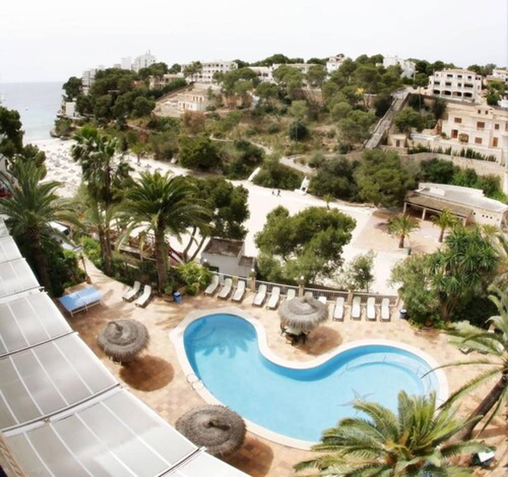 Hotel Apartamentos Cala Santanyi 1/70