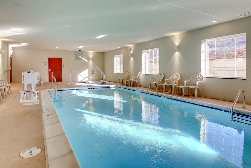 SureStay by Best Western Salem 21/56