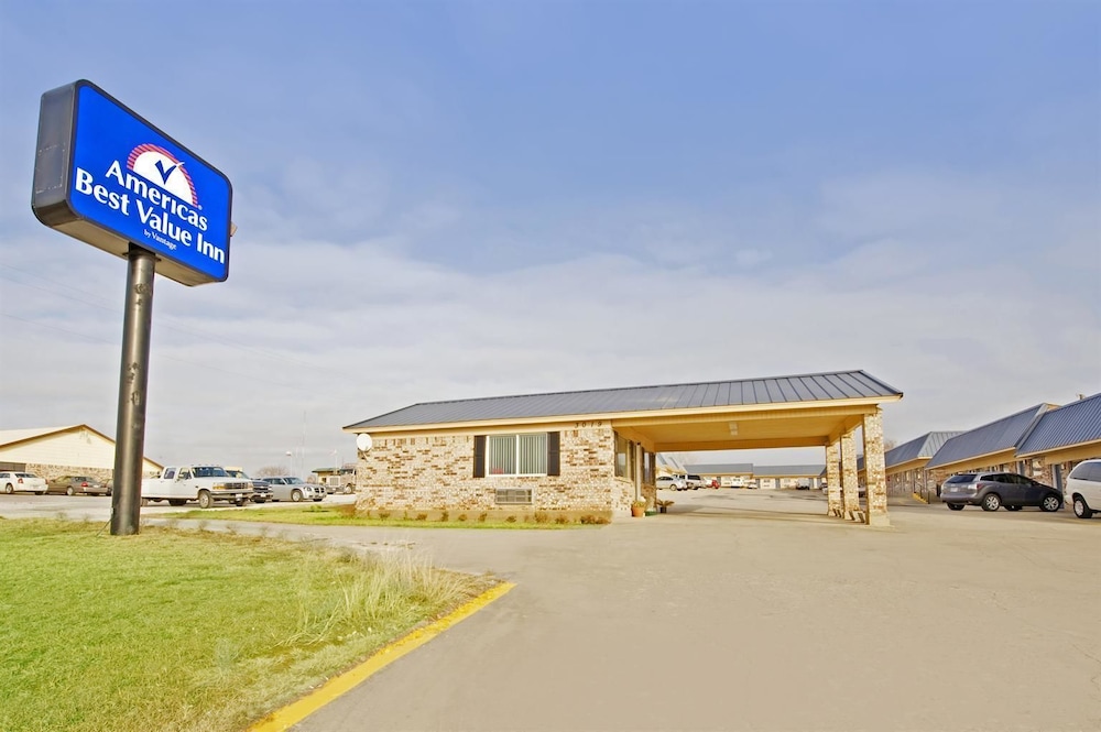 Americas Best Value Inn Gainesville, TX 1/27
