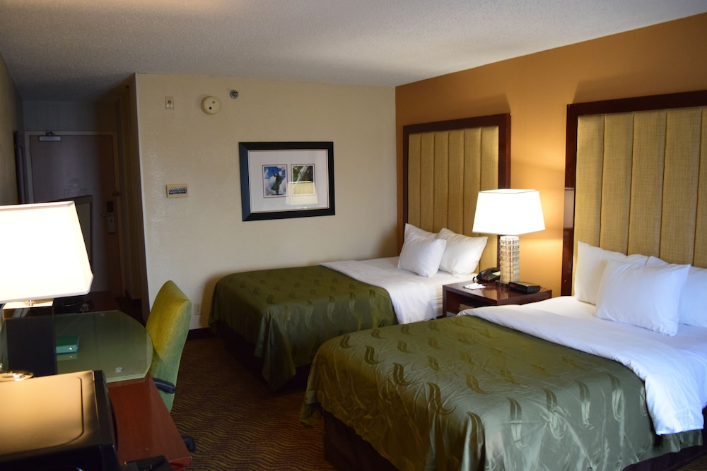 Quality Inn Rocky Mount near Event Center 13/39