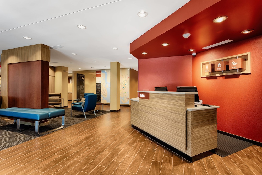TOWNEPLACE SUITES CHARLESTON MT. PLEASANT 8/39