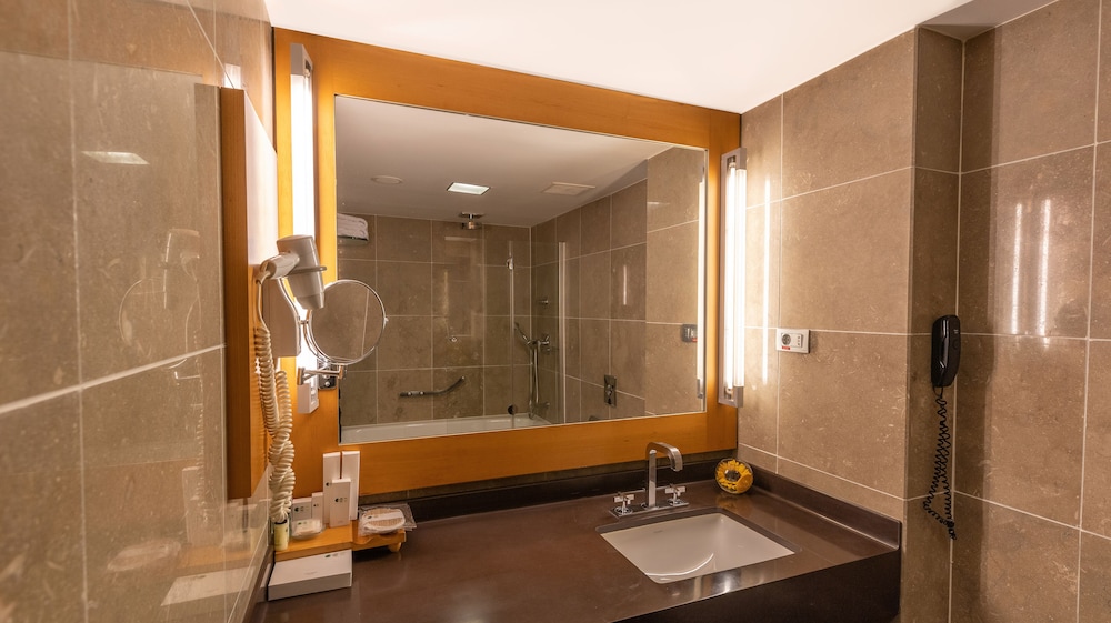 Point Hotel Taksim 65/68